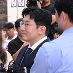 [<b>POP</b>이슈]방시혁, 부정 거래 혐의로 2차 경찰 출석‥“확인할...