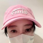 김혜수, 핑크 모자+마스크로 쏙 가려지는 <b>소두</b> 인증