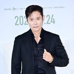 [현장포토] "남자는 수트다"…이병헌, 블랙 카리스마