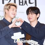 [현장포토] "투샷에, 심쿵해~"...<b>RM</b>·뷔, 훈훈 브로맨스