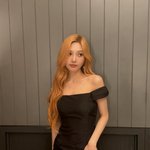 레드벨벳 조이, 크러쉬 잘록한 허리 드러낸 블랙 드레스…아찔한 성숙미...