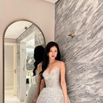 서현, 레드카펫 아닌 웨딩홀? 순백의 드레스 자태