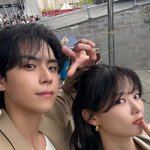 김유정, 열애설 해프닝 후..김도훈과 당당한 투샷 '눈길'