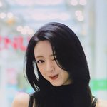 <b>유나</b> 밀라노 패션위크 간다네