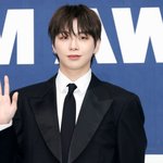  미국 투어 중 '도난 피해'…"무대 <b>소품</b> 캐리어 훔쳐 가"