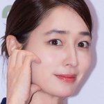 '재치 <b>여왕</b>' 이민정, 다리만 시꺼멓게 타… "어쩔수가없다"...