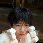 <b>유우시</b> 이동경 와이프랑 닮지않음?