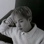 <b>방탄</b> 제이홉 MONOCHROME LOGISTICS