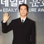 '모친상' 송승헌 "다시 만나면 품에 안겨 '사랑한다'고 말하고파"
