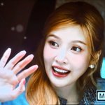 [모두드루와] 오늘자 크러쉬 조이 <b>동물</b>농장 출근길 사진 모음