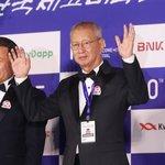 전유성, 기흉으로 <b>입원</b>…"호흡 어렵지만 회복 중"