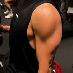 이거 <b>뷔</b> 팔뚝이었어 대박