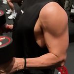 방탄 뷔 벌크업 해도 <b>얼굴</b> 안 변하는거 <b>궁금</b>했는데