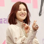 '조정석' <b>거미</b>, 둘째 임신 중..'D라인'으로 라이브 공연 [스타이슈]