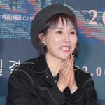 故 전유성 떠나 보내는 <b>신봉선</b>, 검은 화면에 담은 슬픔…깊이 알...