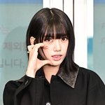 [드루와] [현장포토] "마주치면, 설렘"…수인, 심쿵 눈맞춤