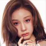 와… <b>파리타</b> 진짜 인형 아니야?