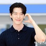 연예인인데…"여동생이 용돈 줘, 차 <b>와이퍼</b>에 봉투 꽂아 놨더라"...