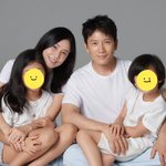 [SCin스타] "벌써 12주년"..지성<b>이보영</b>, 딸·아들까지 공개하며...