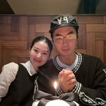 류이서<b>전진</b>, 커플룩 입고 '결혼 5주년' 파티…"사랑해요 쪽"