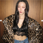  란제리 패션 '2탄'…슈퍼모델 나오미 캠벨과 인증샷도 <b>당당</b>하게