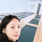 알았는데 귀여워"…이효리, <b>쩍벌</b> 포즈로 수강생 사진도 찍어주는...