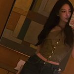 <b>닝닝</b> 몸매 미쳤네 왤케 예쁨