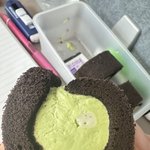 연세 <b>롤케잌</b> 먹는데 이거 뭐임??