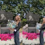 최진실 기일 앞두고 묘소 찾았다…"<b>미안</b>해, 혼자 사랑 남기고 가"...