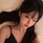 [모두드루와] 아이브 장원영, 블랙 슬립 드레스핏 '눈길'…침대...