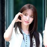 김종국 결혼 한달만에…'<b>전썸녀</b>' 윤은혜, 9살 연하 男배우 대시...