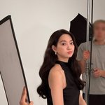 신민아, 머릿결까지 아름답다니..황후 <b>나비</b>에의 우아한 포스