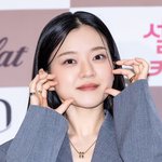 [현장포토] "과즙이 팡팡"…고<b>아성</b>, 깜찍 볼하트