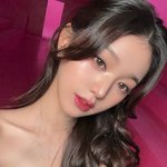 장원영, 초근접 셀카도 굴욕無... “그림 속 주인공 같아”