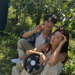 8살 연하 훈남과 달달 투샷…남편 <b>버닝썬</b> 논란 딛고 여배우 포스