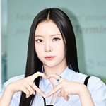 [댓글부탁해] [현장포토] "긴 생머리, 청순"…<b>나린</b>, 시크한...