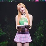 [댓글부탁해] 크러쉬 레드벨벳 조이, 첫 단독 팬미팅 성황…"영원히...