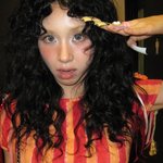 채영, 눈썹만 노랗고 얼굴엔 <b>낙서</b>까지 ‘파격+과감’ 비주얼 예고