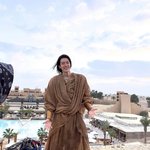 김우빈, '다 이루어질지니' 촬영 비주얼 공개…"기이이이이인 머리...