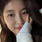엥 얘들아 이거 <b>수지</b>가 아니래