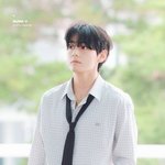 파리 출국하는 <b>뷔</b> 장원영