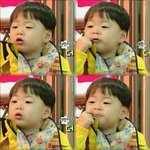 눈 <b>흰자</b> 안보이는거 개귀엽다