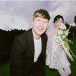 [단독] <b>줄리안</b>, 5살 연하 한국인과 11일 결혼…웨딩화보+청첩장...