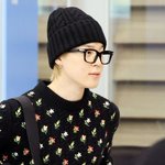 BTS 지민 '<b>비니</b>+뿔테 잘어울려!'[포토]