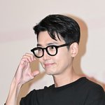 정경호, ‘사랑해보스핑’ 훈훈한 볼하트 [포토엔<b>HD</b>]