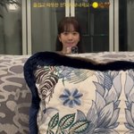 한지민, <b>소파</b> 뒤 얼굴 빼꼼 러블리 추석인사..넘버원 청순미