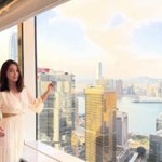 이민정, 일부러 드러낸 '복근 <b>노출</b> 드레스'...한강뷰보다 빛나는...