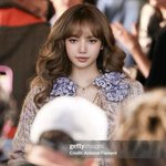 와 리사 이게 어떻게 <b>게티</b>?