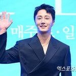 빛삭' 정일우, S대 <b>CEO</b> 열애설 '확인불가"에도…"행복해라"...