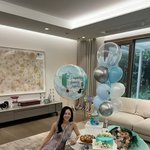 <b>박주미</b>, 53세 맞아?…인형 미모 생일파티 '여신 비주얼' [해시태그]